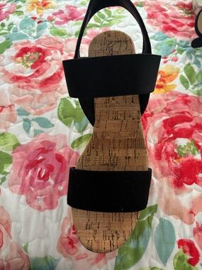Lucky Brand Black Cork Footbed Sandals with Elastic Strap